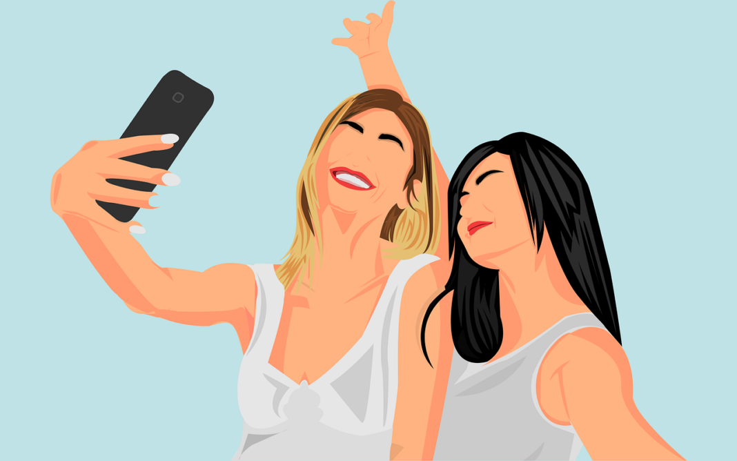 Comment devenir millionnaire en vendant des selfies NFT - pixabay - .girls-g3b84b32c6_1280